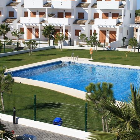 Apartamentos Turisticos La Carrajolilla 치클라나 데 라 프론테라 외부 사진