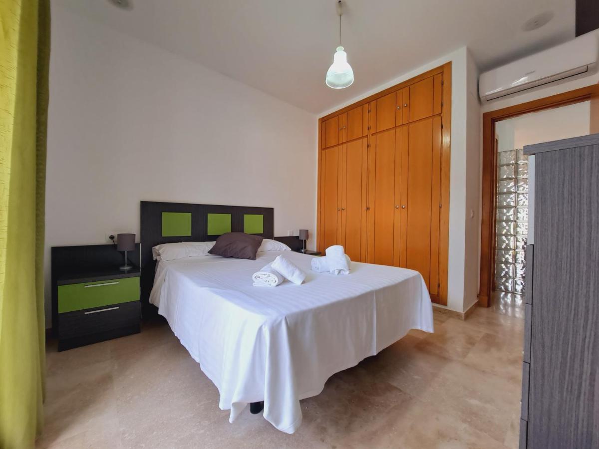 Apartamentos Turisticos La Carrajolilla 치클라나 데 라 프론테라 외부 사진