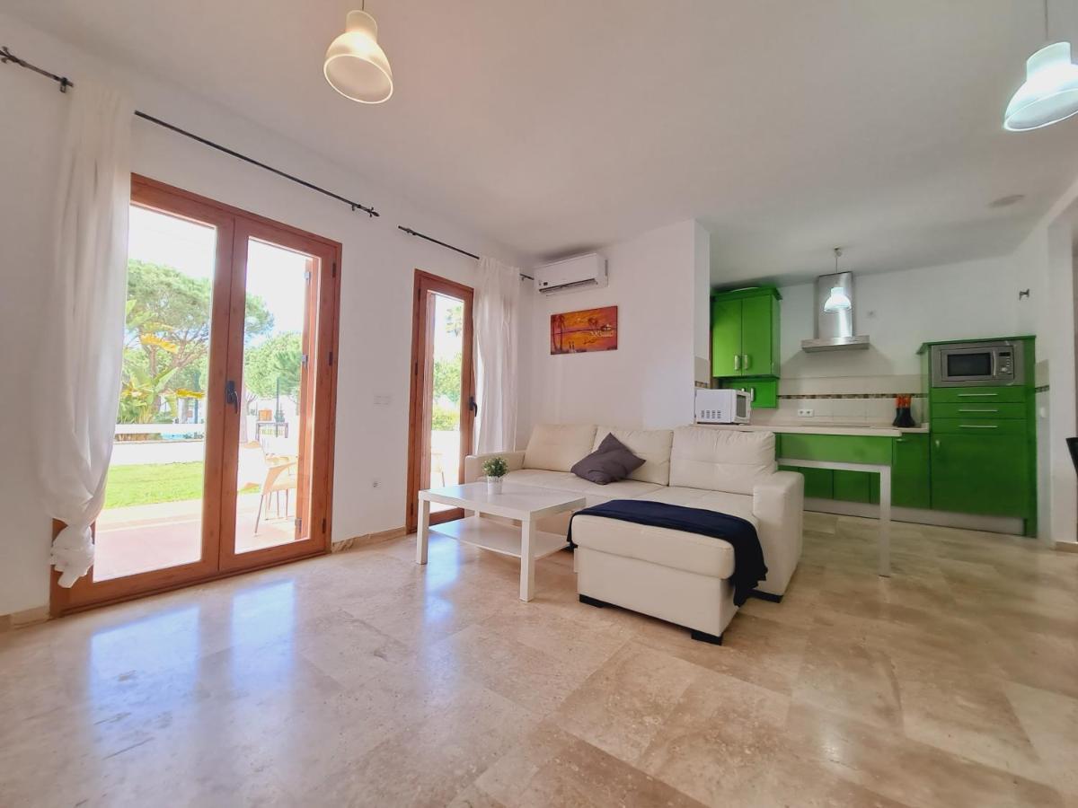 Apartamentos Turisticos La Carrajolilla 치클라나 데 라 프론테라 외부 사진